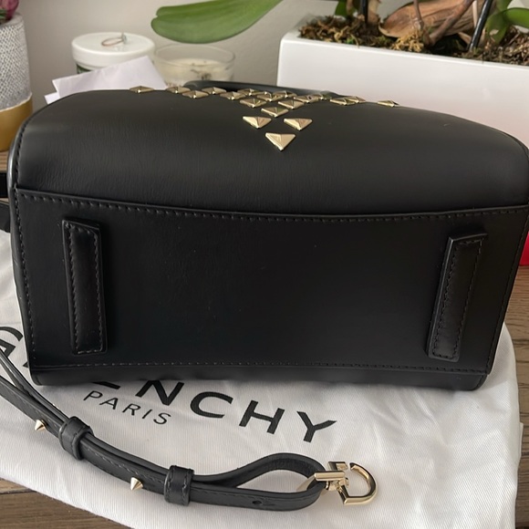 Givenchy Antigona mini  in very good condition - Picture 6 of 12
